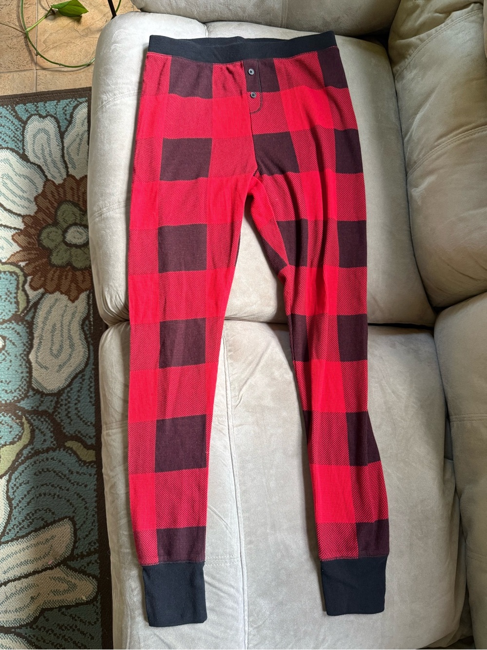 Old Navy Red and Black Buffalo Plaid Thermal Leggings